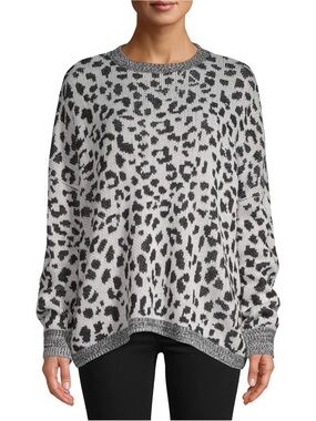 Crewneck Leopard Print Sweater